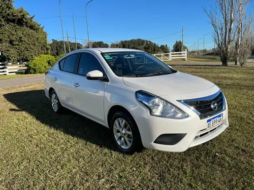 Nissan Versa V-DRIVE PLUS AT 2021