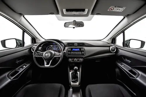 Nissan Versa 1.6 Sense 2025