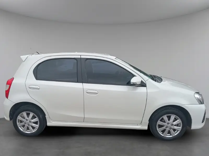 Toyota Etios XLS 1.5 6M/T 5P 2018 2018
