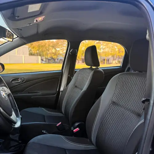 Toyota Etios 1.5 XLS MT6 5P 2021