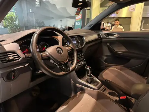 Volkswagen T-Cross Confortline AT 2020