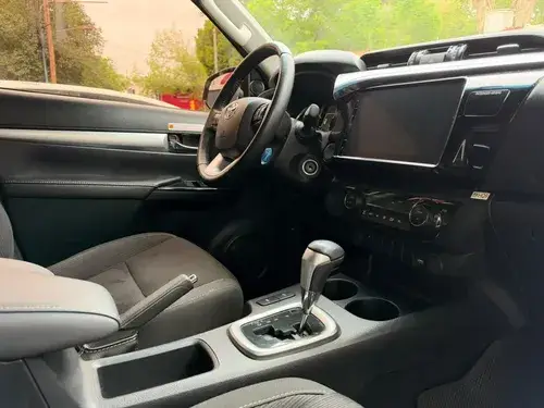 Toyota Hilux Pick-Up 2.8 Cd Srv 177cv 4x2 At 2024