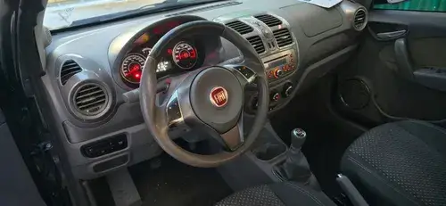 Fiat Grand Siena 1.6 Essence 115cv 2015