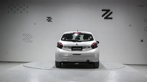 Peugeot 208 1.6 Allure 2018