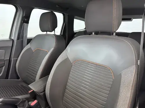 Renault Duster 1.3 T 4X4 ICONIC 2025