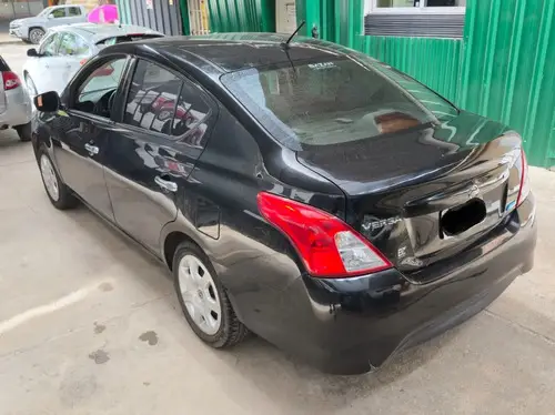 Nissan Versa VERSA SENSE MT PURE DRIVE 1.6 16V 2015