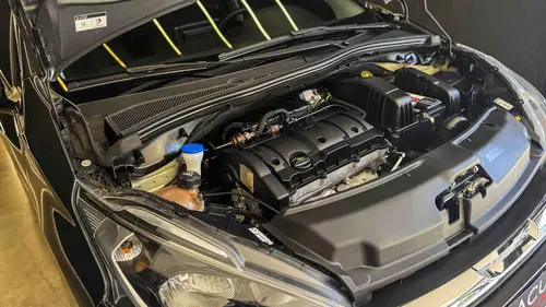 Peugeot 208 1.6 5P FELINE 2018