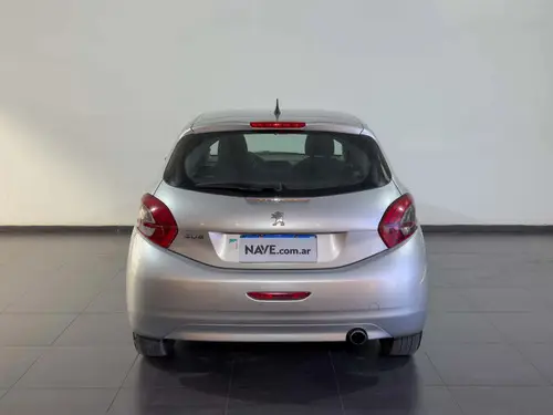Peugeot 208 1.6 Active 2020