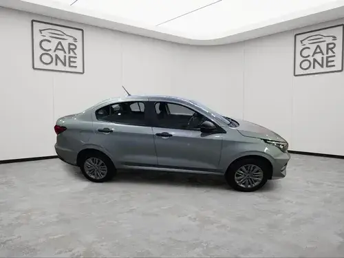 Fiat Cronos 1.3 GSE DRIVE CON TAZAS L23 2022
