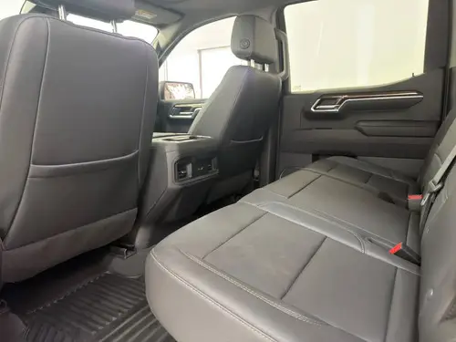 Chevrolet Silverado 5.3 V8 Z71 Trail Boss 2025