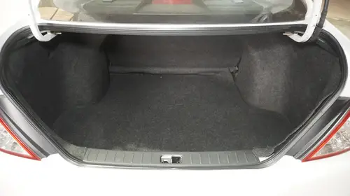Nissan Versa 1.6 Sense 2019
