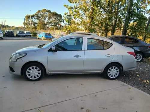 Nissan Versa Sense At 2019