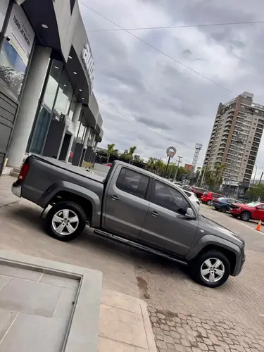 Volkswagen Amarok 2.0 Cd Tdi 180cv 4x4 Highline Pack At 2021