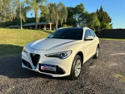 Alfa Romeo Stelvio 2.0 200cv Distinctive Q4 2019