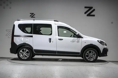 Renault Kangoo Ii 1.6 Sce Stepway 2026