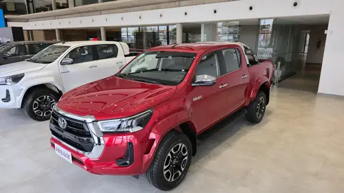 Toyota Hilux Pick-Up 2.8 Cd Srx 204Cv 4X4 At 2026