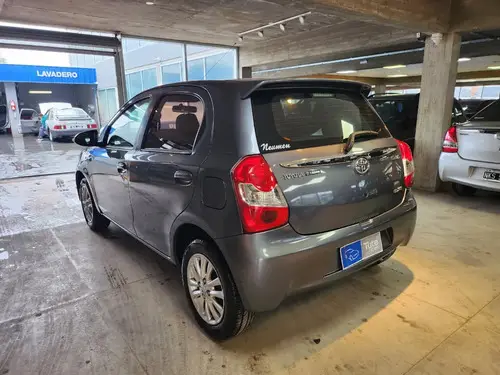 Toyota Etios 1.5 Xls 2015