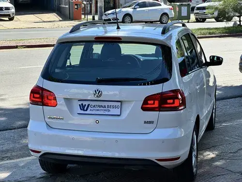 Volkswagen Suran 1.6 Comfortline 101cv 2015