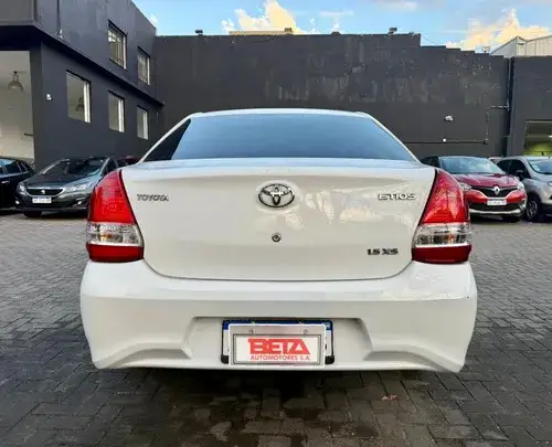Toyota Etios 1.5 XS 4P L16 2018