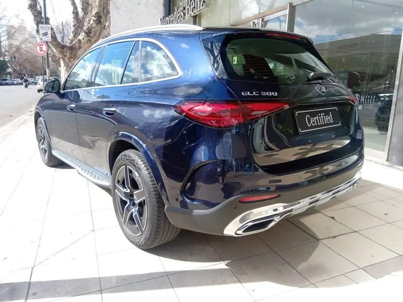 Mercedes-Benz GLC300 AMG LINE 2024