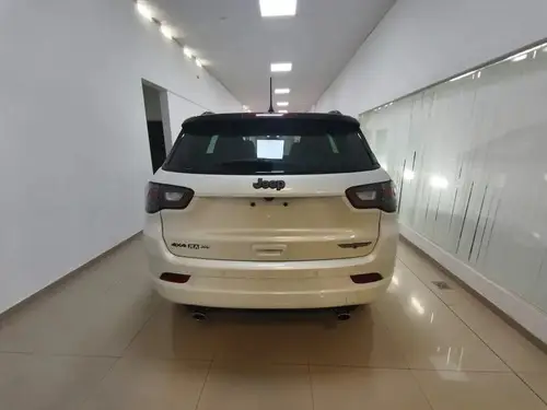 Jeep Compass 2.0 Gme Blackhawk 4X4 At9 2026