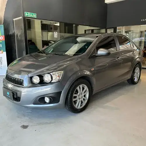 Chevrolet Sonic LTZ 1.6 MT 2013