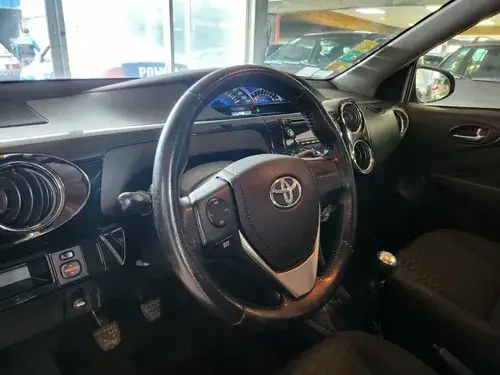 Toyota Etios 1.5 Xls 2015