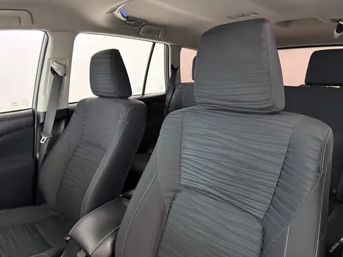 Toyota Innova 2.7 SRV AT 8AS L17 2019