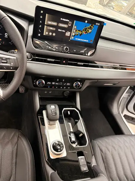 Outlander 2.5L GLS 8AT 4WD Full (MY2025) 2026