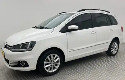 Volkswagen Suran 1.6 Imotion Highline 110cv 2015