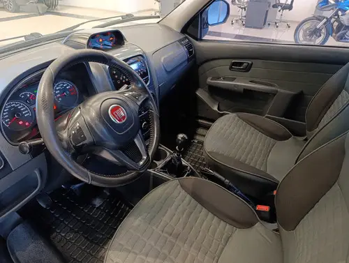 Fiat Strada 1.6 Adventure Cd 2014