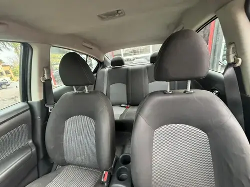 Nissan Versa 1.6 Sense Mt 2018