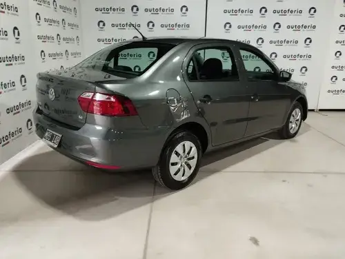 Volkswagen Voyage 1.6 GP L08 2013