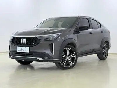 Fiat FASTBACK 1.3 T GSE AT6 L24 2025
