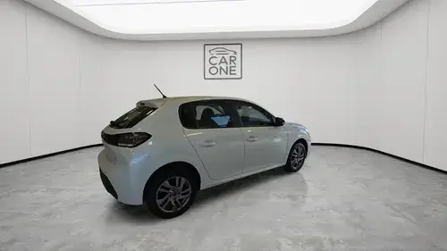 Peugeot 208 1.6 ALLURE L25 2024