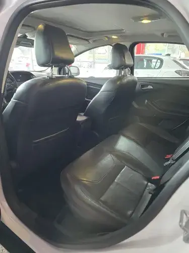 Ford Focus III 2.0 Sedan Se Plus At6 2015
