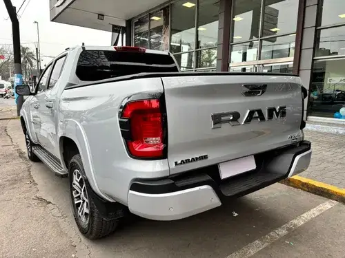 RAM Dakota 2.2Td Laramie 4Wd At8 2026