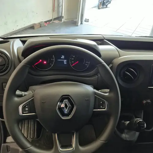 Renault Master 2.3 L1H1 (8M3) 2026
