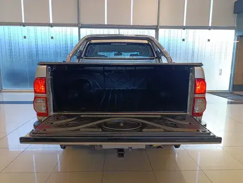 Toyota Hilux Pick-Up 3.0 Cd Srv Cuero 171cv 4x2 2014