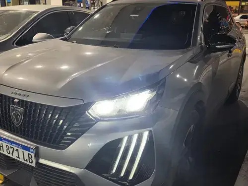 Peugeot 2008 1.0T Allure Cvt 2025