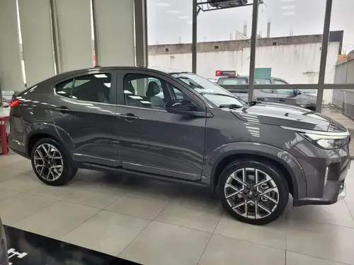 Fiat FASTBACK 1.3 T270 At6 2025