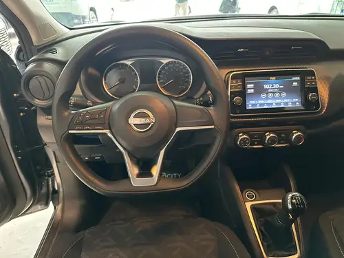 Nissan Kicks 1.8 Sense Manual 2025