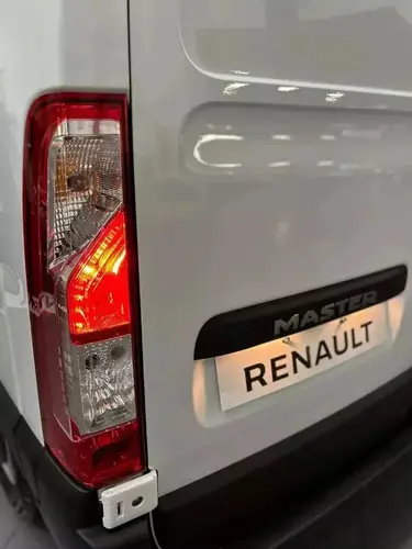 Renault Master 2.3 L1H1 (8M3) 2026