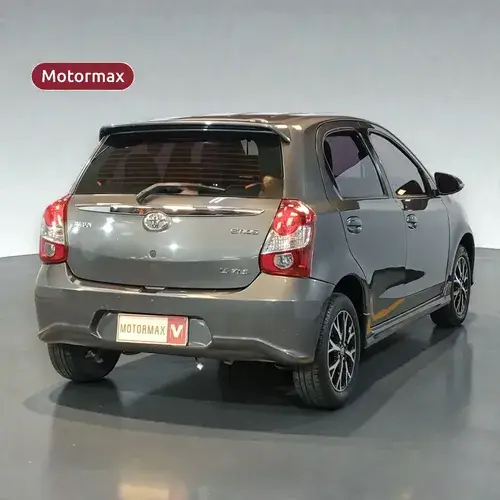 Toyota Etios 1.5 5 Ptas Xls 6Mt L/18 2021