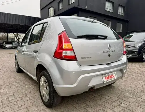 Renault Sandero 1.6 8V PACK L11 2011