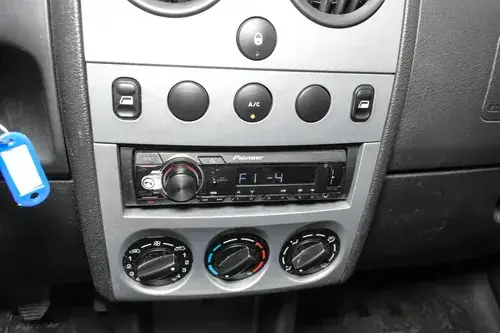 Peugeot Partner 1.6 Confort 2024