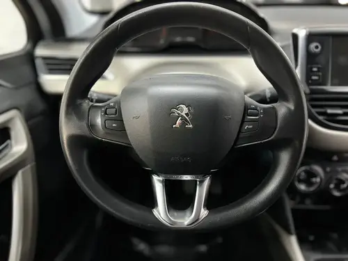 Peugeot 2008 1.6 Allure 2016
