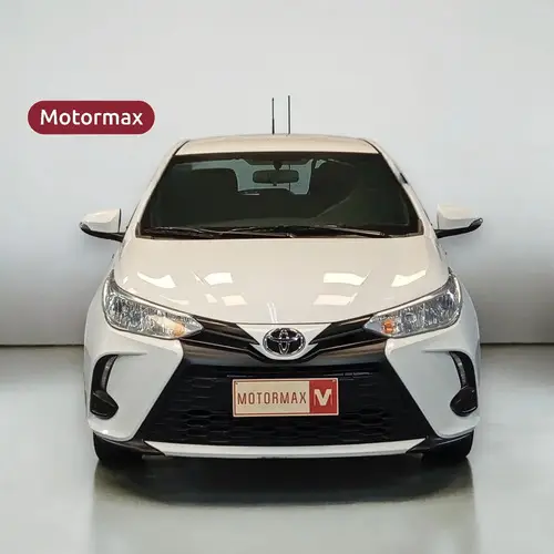 Toyota Yaris 5 puertas 1.5 Xs L/22 2024