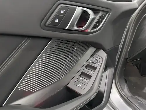 BMW 118i SportLine 2025