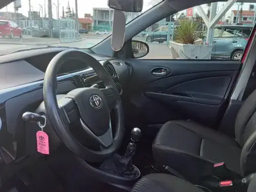 Toyota Etios 1.5 X 5p 2022